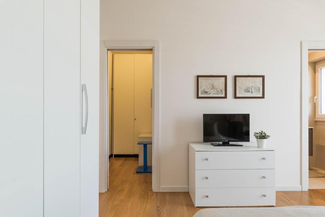 Casa Torre Di Specchio 2 Con Piscina Apartment Бари Екстериор снимка