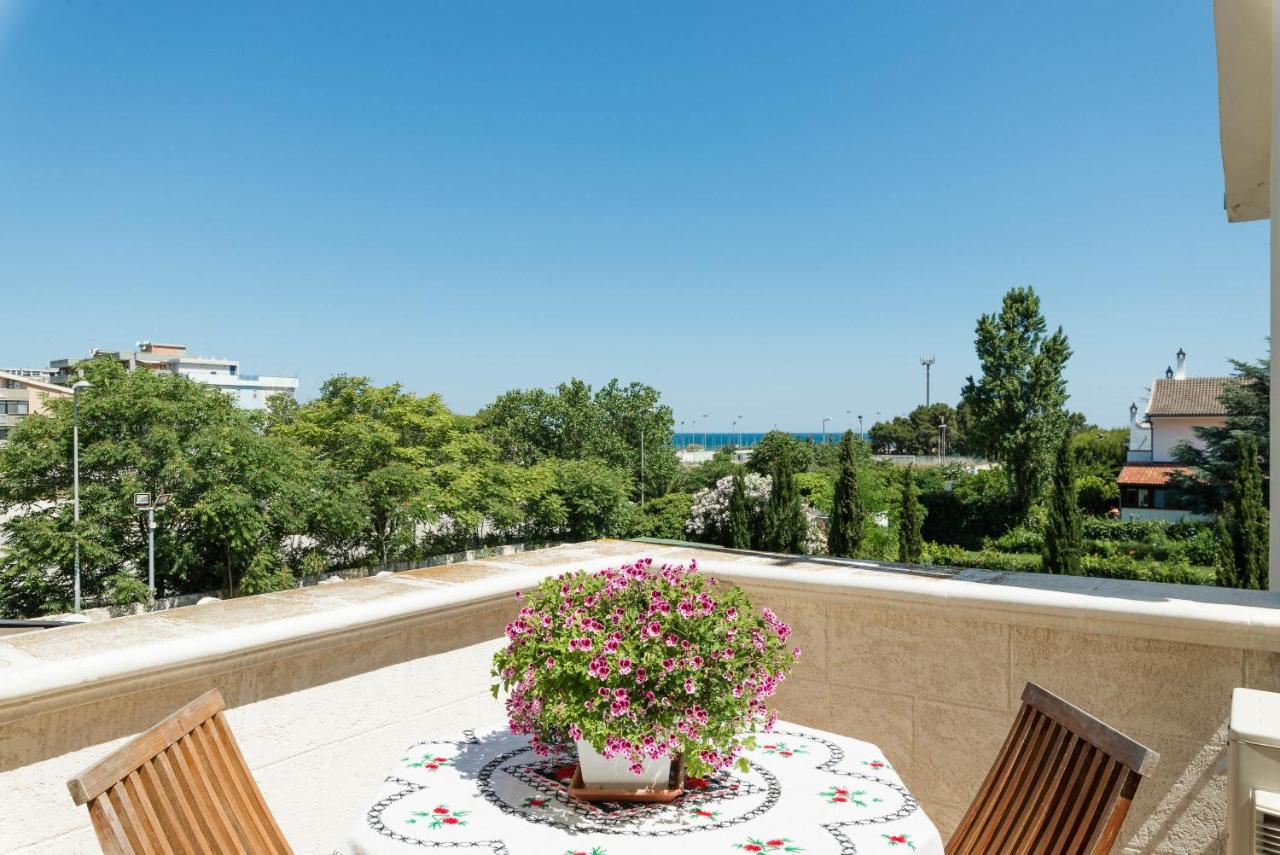 Casa Torre Di Specchio 2 Con Piscina Apartment Бари Екстериор снимка
