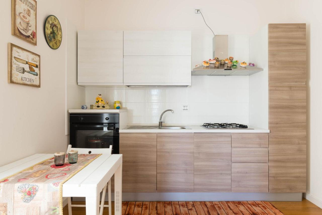 Casa Torre Di Specchio 2 Con Piscina Apartment Бари Екстериор снимка