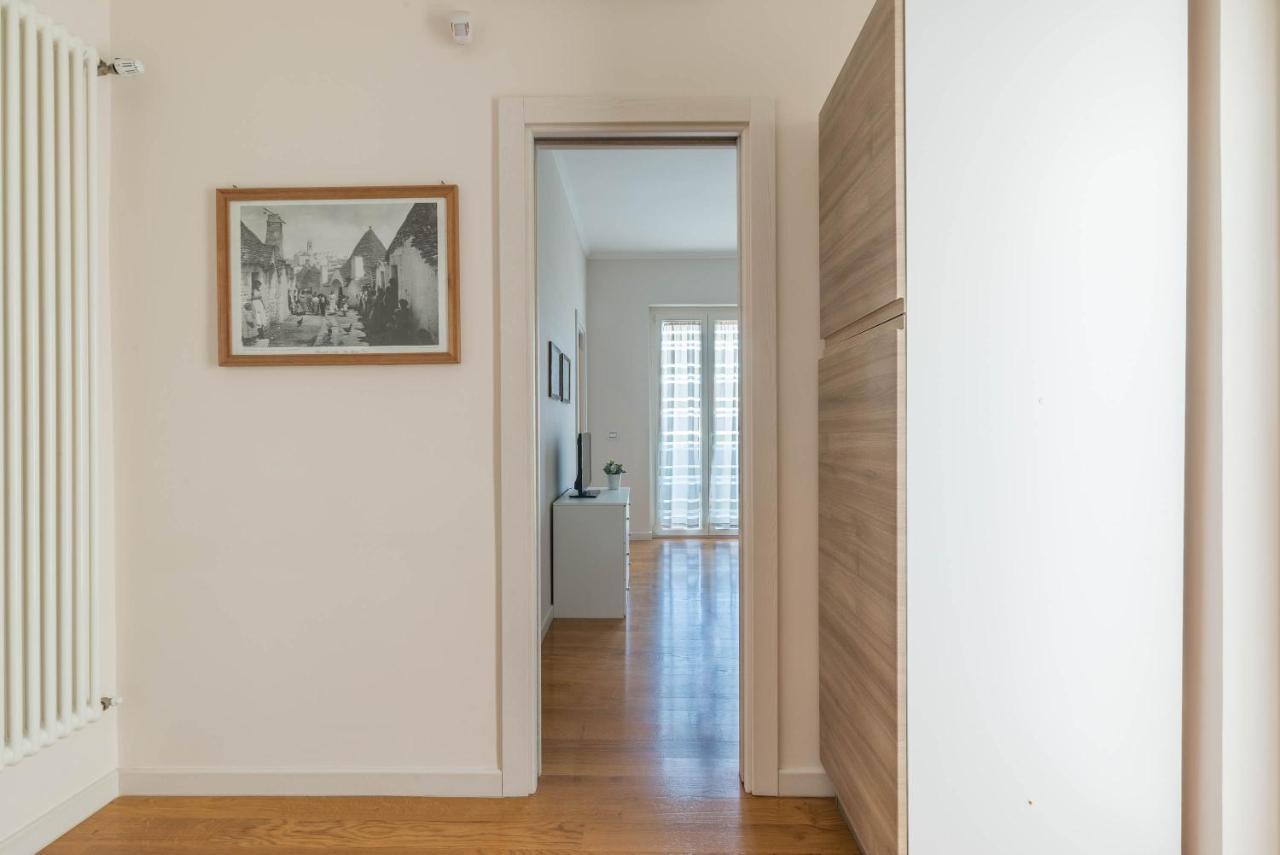 Casa Torre Di Specchio 2 Con Piscina Apartment Бари Екстериор снимка