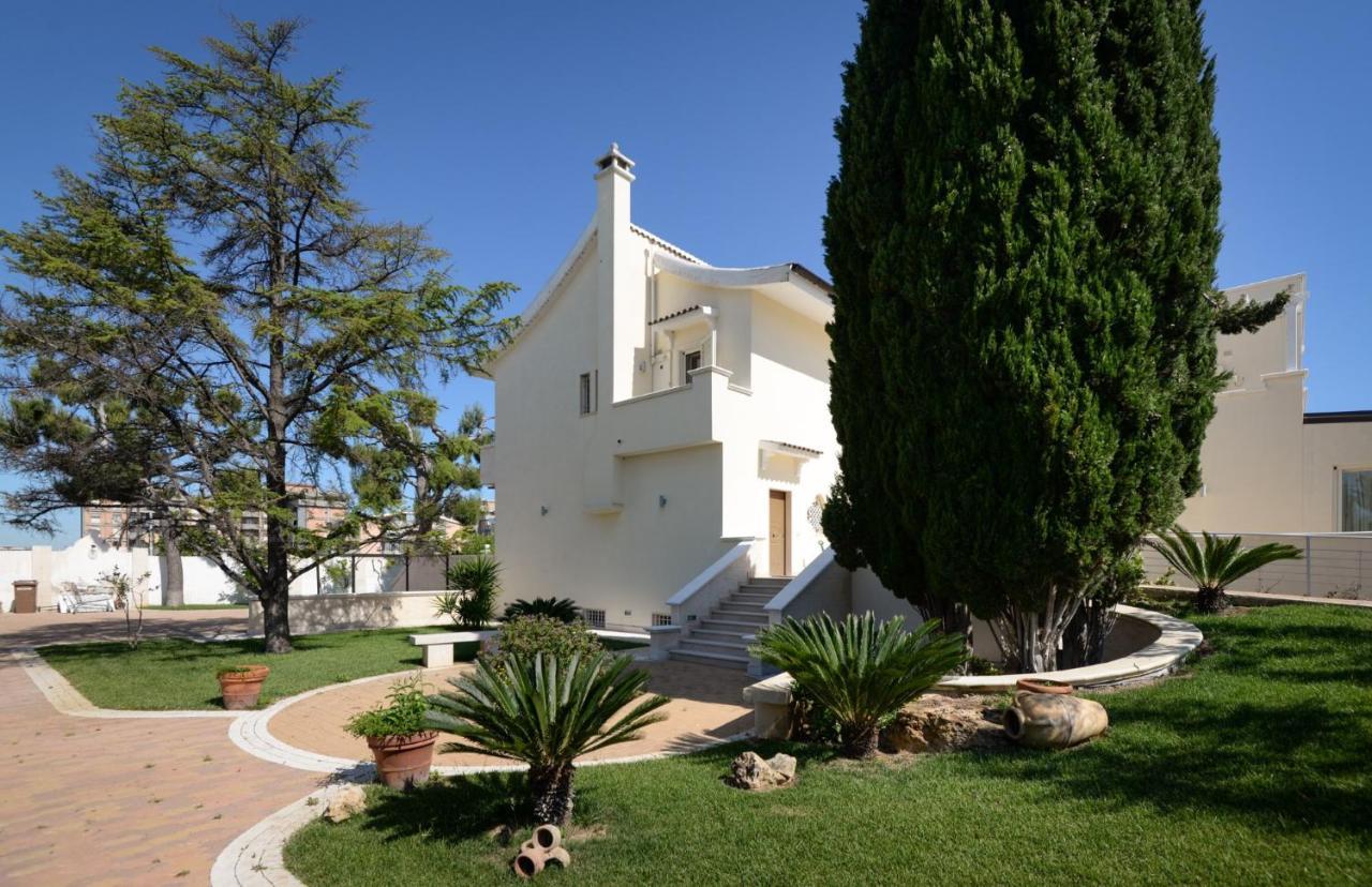 Casa Torre Di Specchio 2 Con Piscina Apartment Бари Екстериор снимка