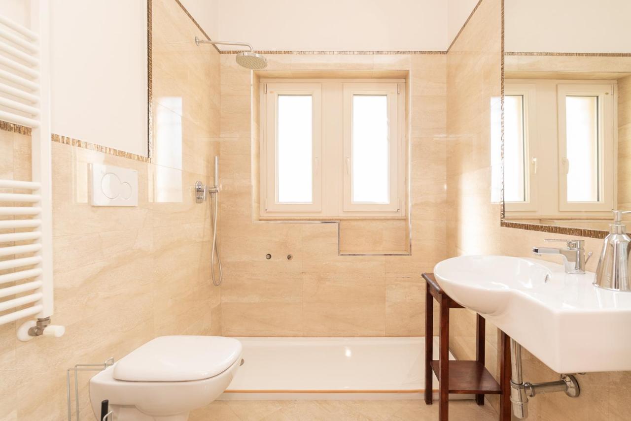 Casa Torre Di Specchio 2 Con Piscina Apartment Бари Екстериор снимка