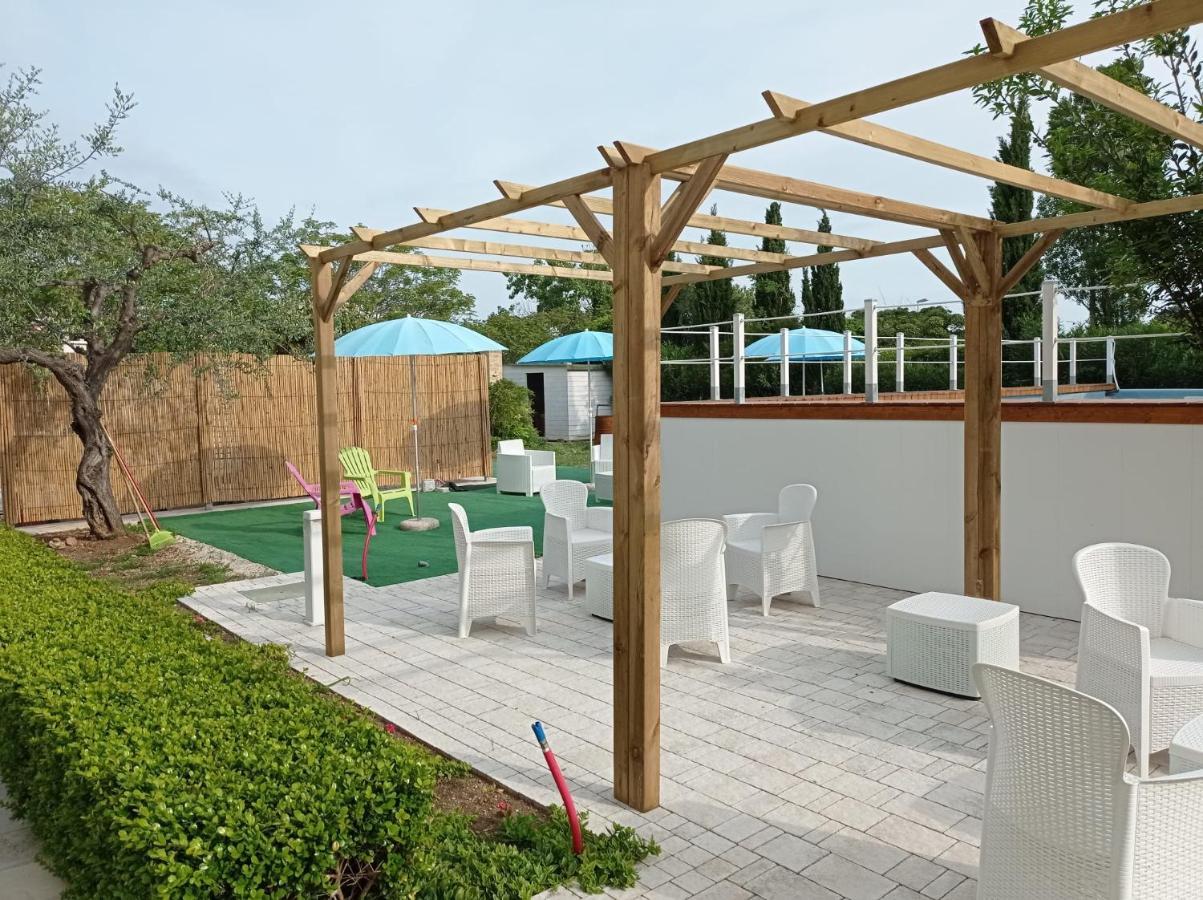Casa Torre Di Specchio 2 Con Piscina Apartment Бари Екстериор снимка